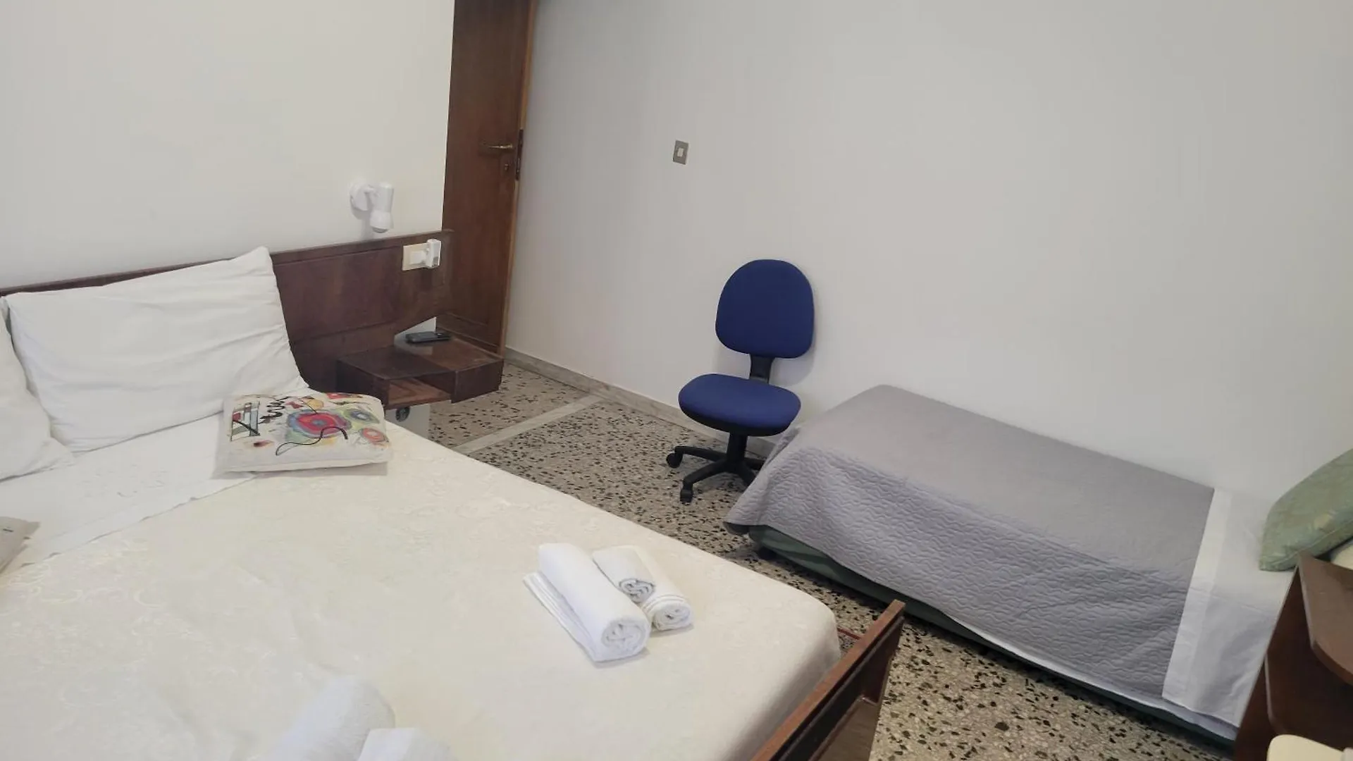 Affittacamere Hotel Il Cavaliere Dell'Eur Roma Italia