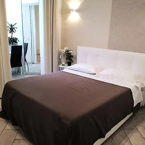  Bed & Breakfast Tre R Eur