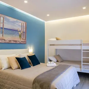 https://bb-napoli-central.hotels-amalfi.com